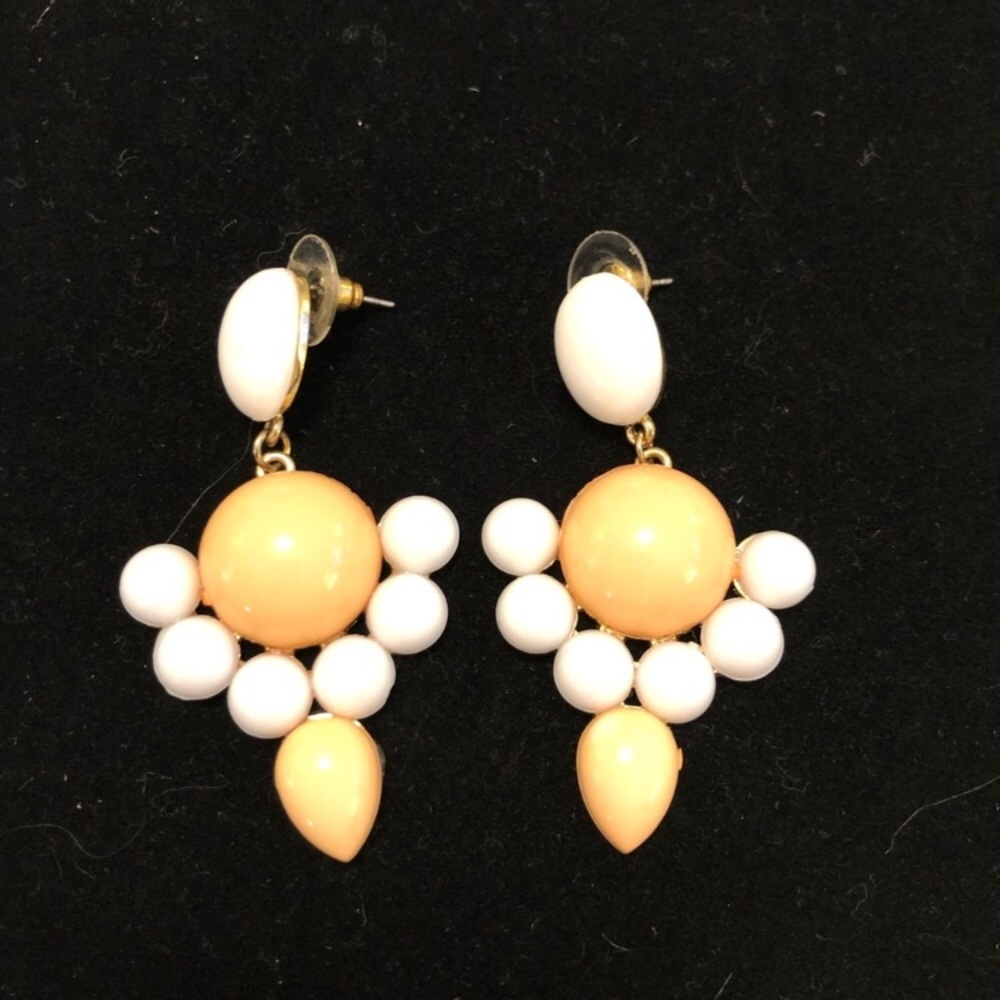 Beautiful ear rings
